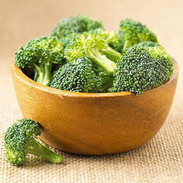 جربي الاطعمه خلال فترة حملك  في اول شهرك فوائد ممتازه P_Broccoli