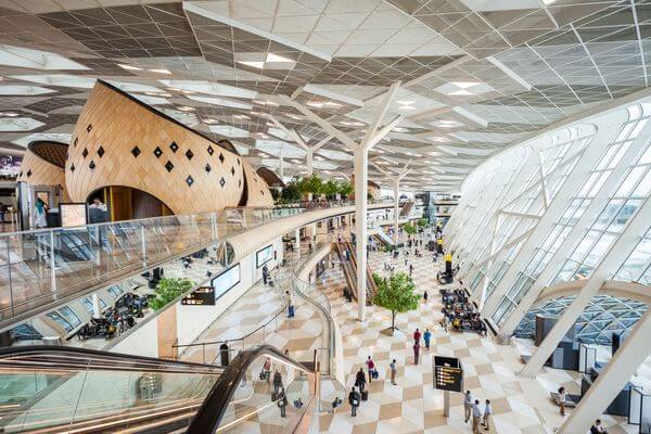 اجمل مطار في العالم: 15 مطار بهندسة مبهرة Shutterstock_602123789
