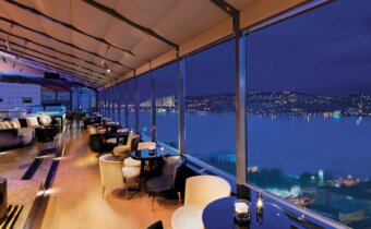 جولة في 15 من أفضل مطاعم اسطنبول و تقسيم و شارع الإستقلال
